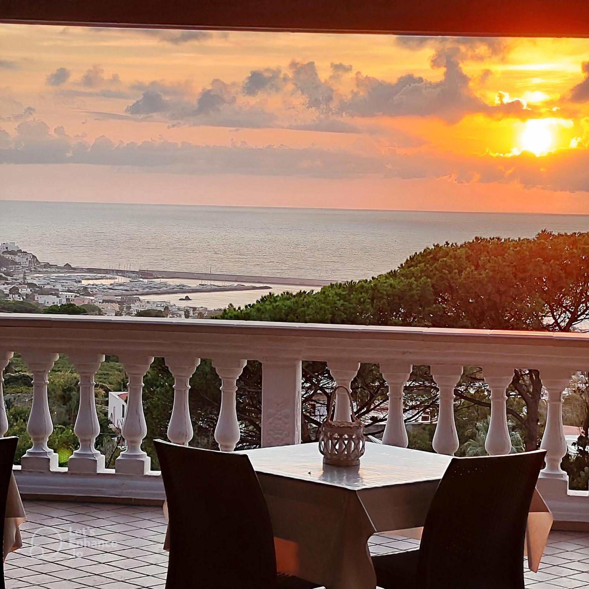 Villa Antonietta Ischia Luaran gambar